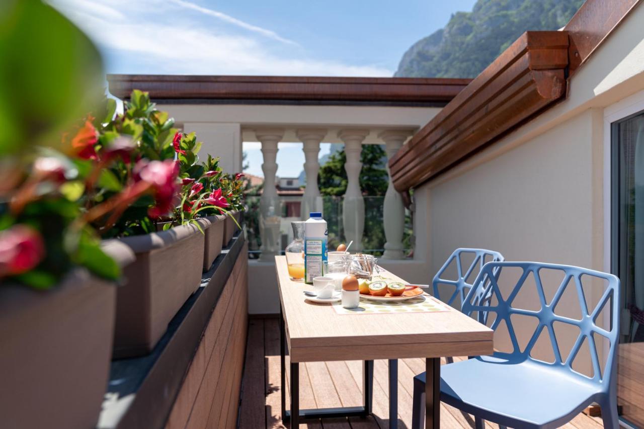 Lillil - Popping Holiday Riva del Garda Buitenkant foto