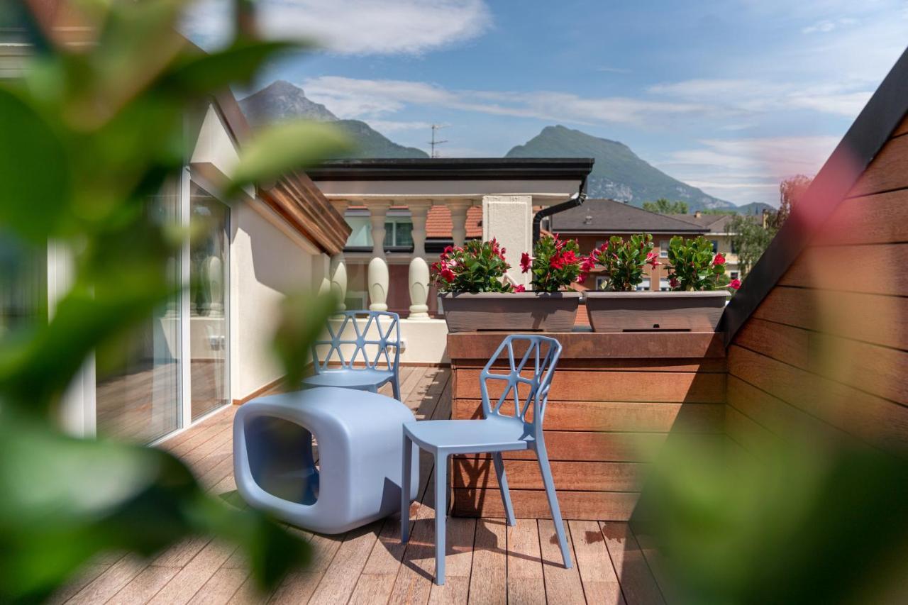 Lillil - Popping Holiday Riva del Garda Buitenkant foto